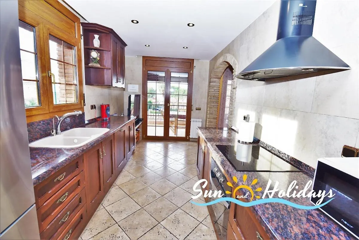 Villa Bruna With Pool R027 El Vendrell